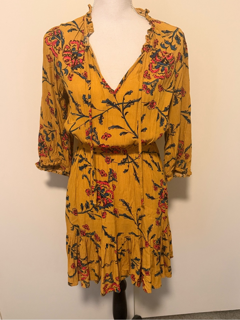 Knox Rose Floral Dress Size S